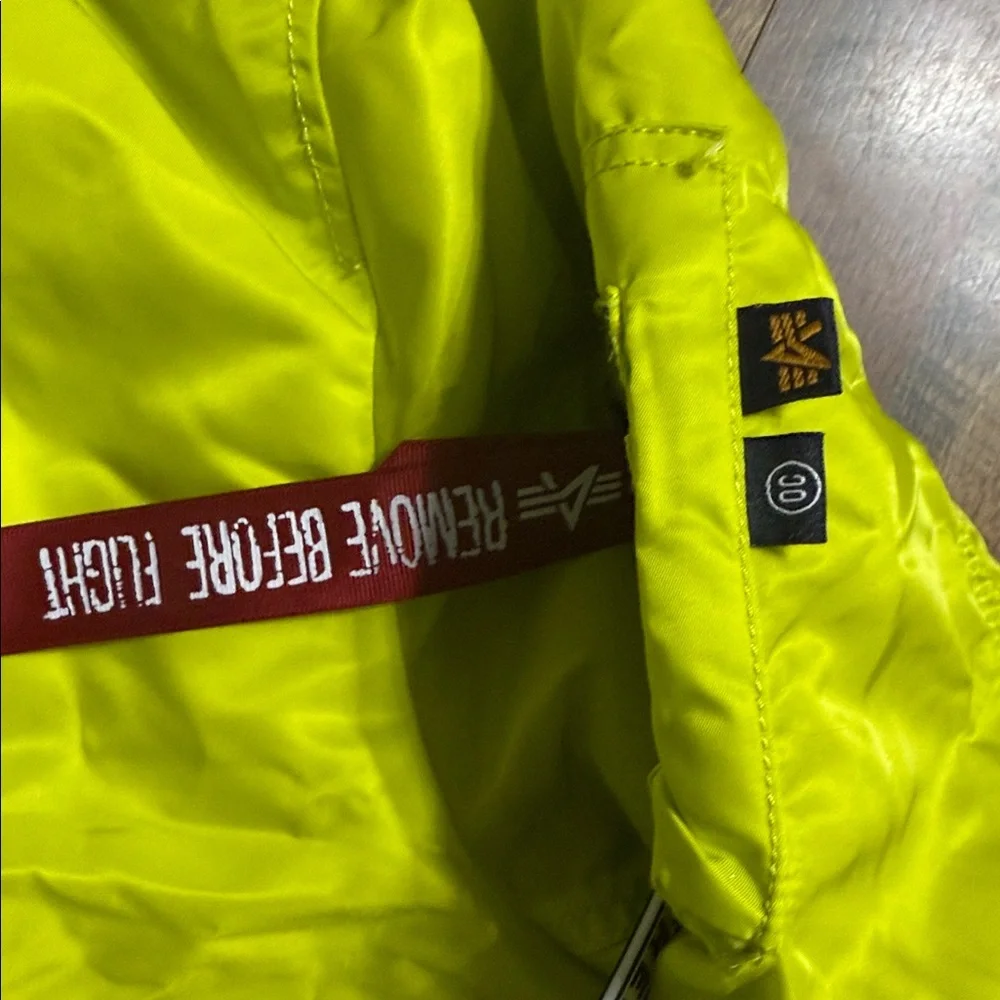 Opening Ceremony x Alpha Industries Reversible B-15 Bomber Jacket - Neon Yellow